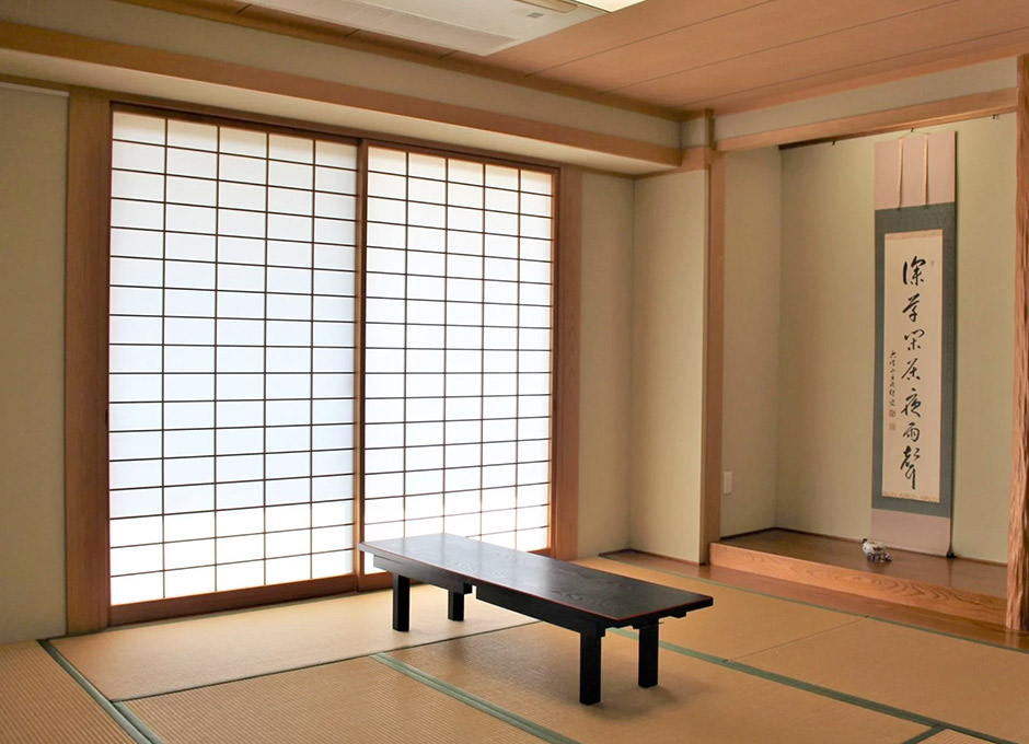 親族控室（諸設備完備）